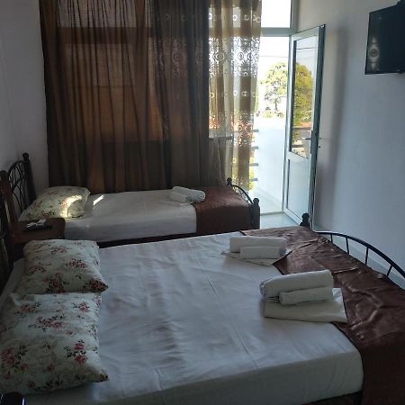 Guest House U Antoniny Γκάγκρα Εξωτερικό φωτογραφία