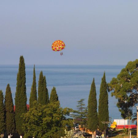 Guest House U Antoniny Γκάγκρα Εξωτερικό φωτογραφία