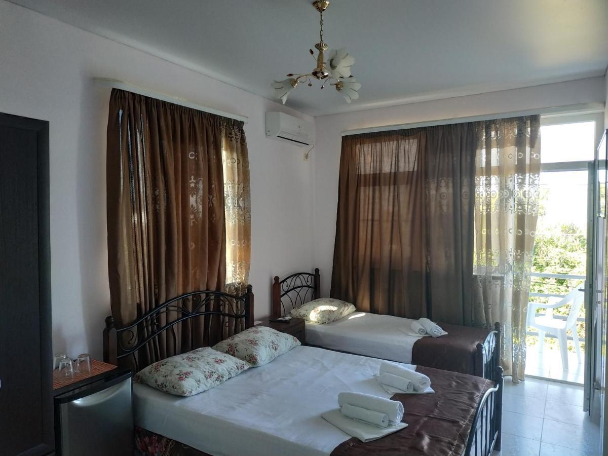 Guest House U Antoniny Γκάγκρα Εξωτερικό φωτογραφία